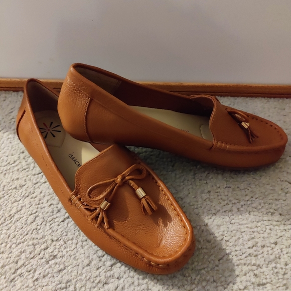 Isaac Mizrahi Live! Tan Leather Loafers - Picture 3 of 6